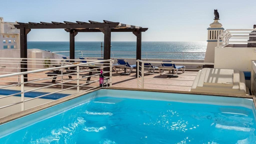 Refurbished Beachfront House, Pool, Ac, Wifi, Albufeira, Sea View Esterno foto