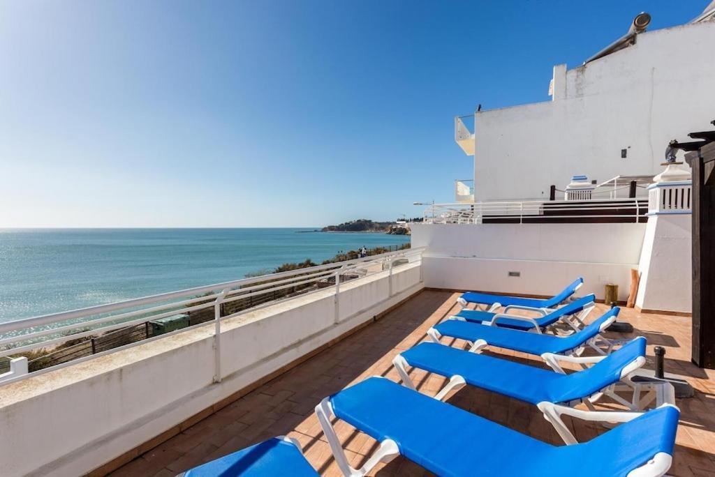 Refurbished Beachfront House, Pool, Ac, Wifi, Albufeira, Sea View Esterno foto