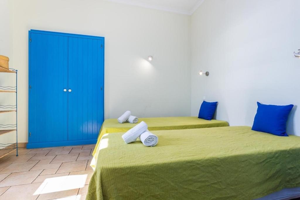 Refurbished Beachfront House, Pool, Ac, Wifi, Albufeira, Sea View Esterno foto